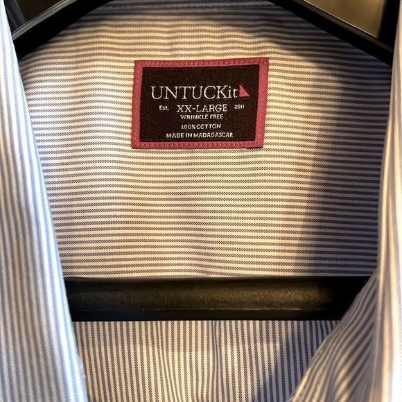 Men’s UNTUCKit Shirt - Picture 3 of 6